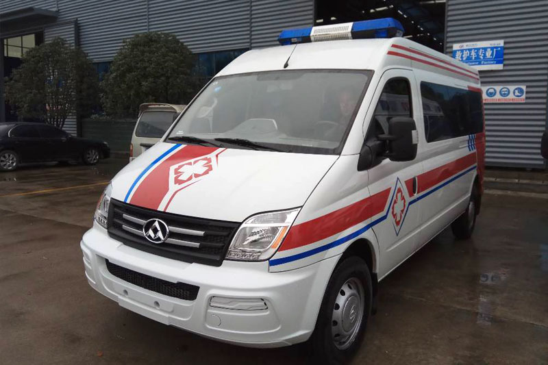 上汽大通短軸救護車